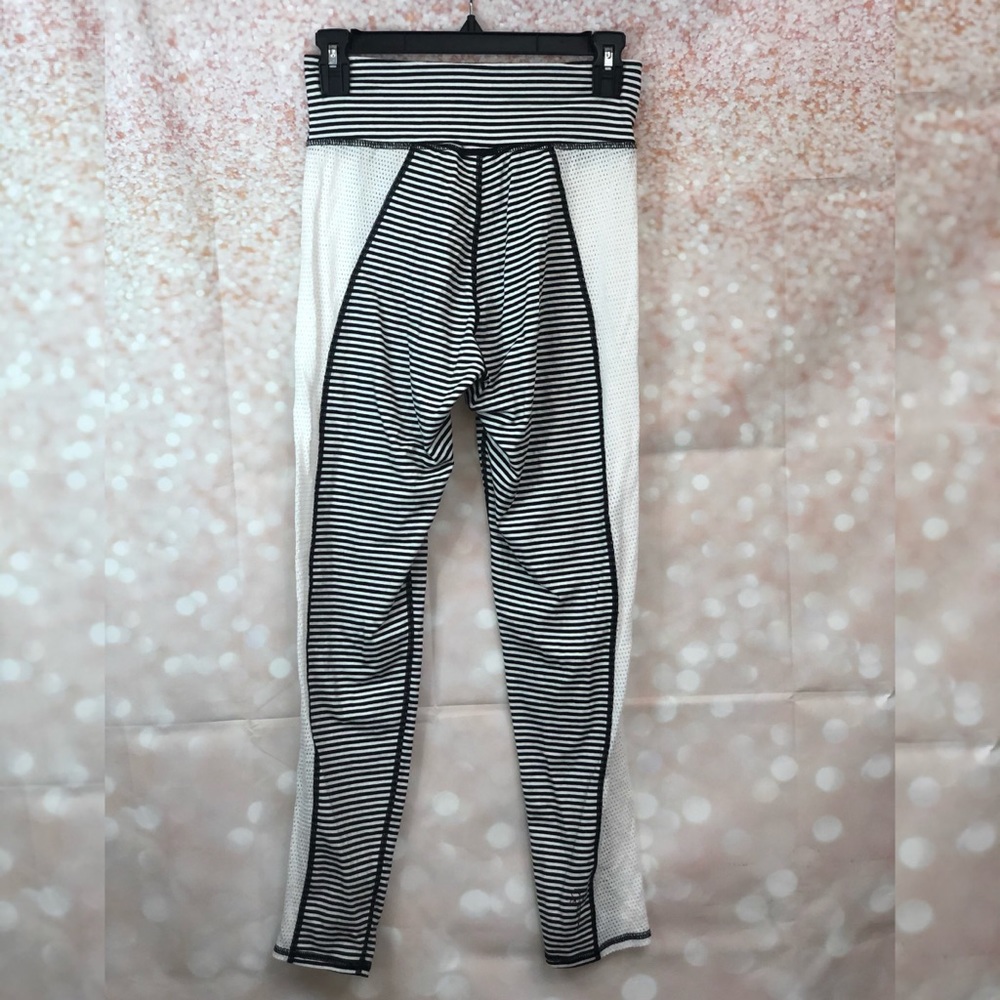 NWOT Electric & Rose | Harbor Legging - Picture 3 of 11